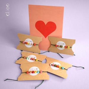 Bracelet coloré "Maman" + carte postale "Mon Coeur" (DIN A6, papier non couché) pour la fête des mères, les anniversaires, etc.
