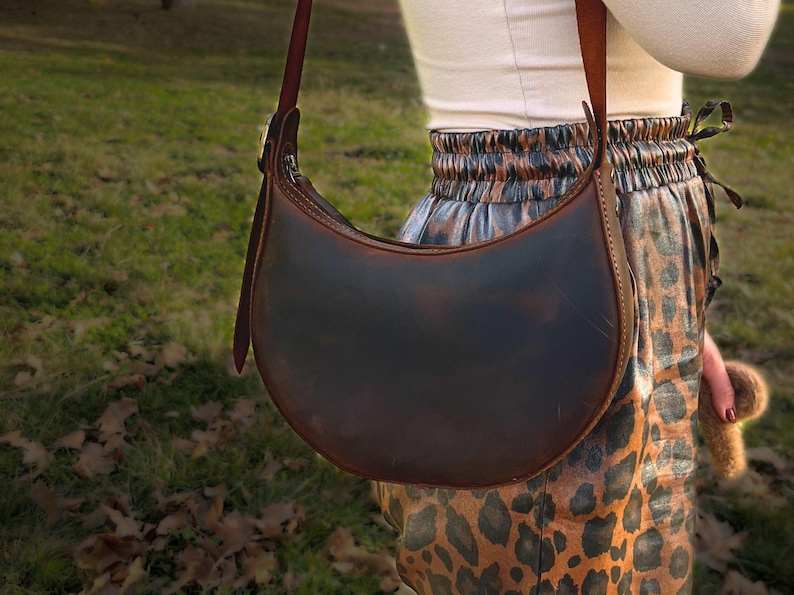 Circular Shoulder Bag with Zipper PDF Pattern / Downloadable Handbag Pattern / Leather Purse PDF Template / Video Tutorial