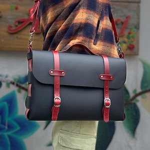 No Stitch Briefcase Pattern / 15,3x10" Leather Travel Laptop Bag PDF / No Sew Messenger PDF Pattern / Crossbody Bag Template
