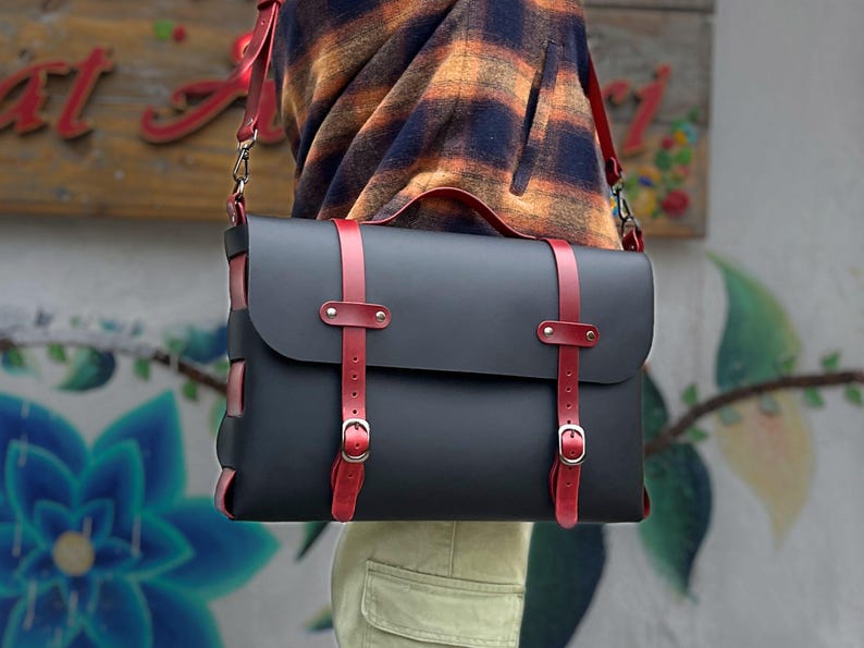 No Stitch Briefcase Pattern / 15,3x10" Leather Travel Laptop Bag PDF / No Sew Messenger PDF Pattern / Crossbody Bag Template