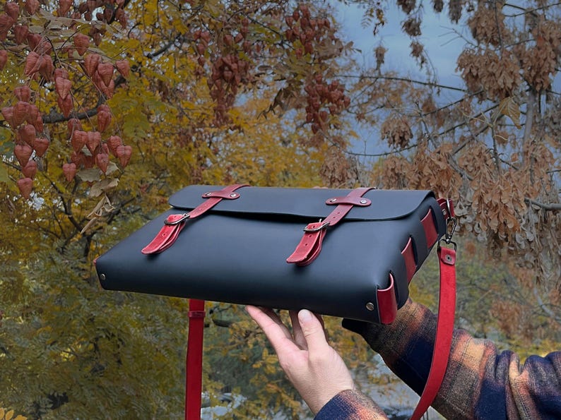 No Stitch Briefcase Pattern / 15,3x10" Leather Travel Laptop Bag PDF / No Sew Messenger PDF Pattern / Crossbody Bag Template