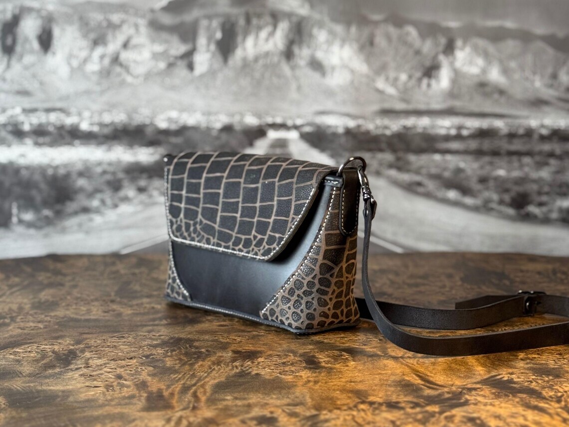 Leather Shoulder Bag PDF Pattern: DIY Crossbody Bag Template (video ...
