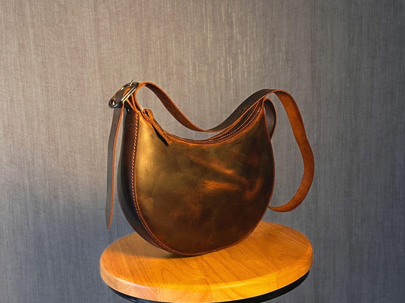 Circular Shoulder Bag with Zipper PDF Pattern / Downloadable Handbag Pattern / Leather Purse PDF Template / Video Tutorial