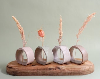 Handgemachter Blumenhalter aus Keramik | Vase für Trockenblumen & Gräser | Flowerstone | Trockenblumenständer | Wohndeko | Tischdekoration