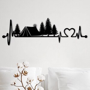 Decorazione murale in metallo da campeggio, grande decorazione murale naturalistica, decorazioni per camper, decorazioni per esterni, decorazione murale da campeggio, regali con decorazione murale a tema foresta, cartelli da parete con ritmo elettrocardiografico da tenda