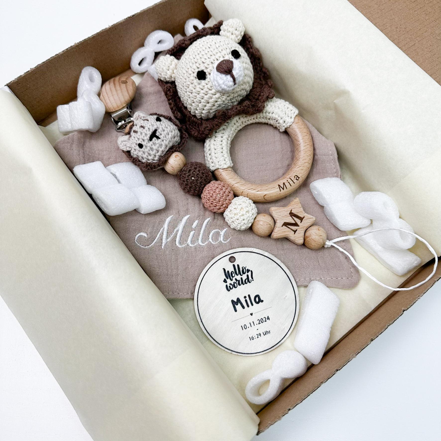 アトリエニキティキ   ドイツ　ハーン社　木彫り人形　イエスと飼い葉桶（大） アトリエニキティキ 木製ベッド&ソフトベビー人形 - メルカリ