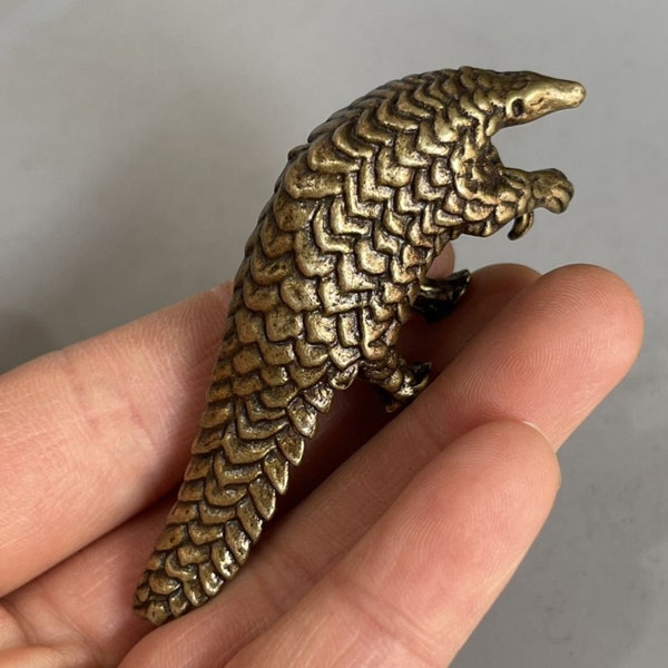 Handmade Brass Pangolin, Living Room Office Study Desktop Tea Pet Decoration, Handicraft Gift CollectionL116