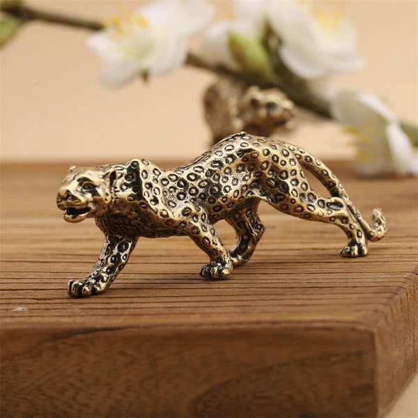 Handmade brass golden money leopard, living room office desktop tea pet decoration, craft gift collection L0077