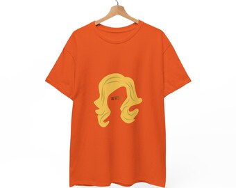 WWDD, Camiseta con peluca rubia