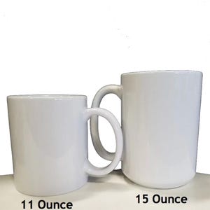 Pode incluir: Duas canecas de cer&acirc;mica branca, uma de 11 on&ccedil;as e outra de 15 on&ccedil;as.
