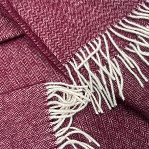Dark cherry pure wool sofa throw blanket with fringe 140x200