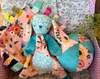 Bunny Baby Gift Box Bundle – Bunny Lovey, Crinkle Tag Toy & Soft Baby Ball – Handmade Baby Shower Gift -Baby Toy Gift Bundle for Newborn