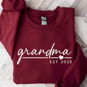 Personalized Grandma Est Sweatshirt, Mothers Day Gift, Gift for Grandmother, Nana Sweatshirt, Tante Sweatshirt, Tia Sweatshirt, Gift For Mom