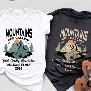 Koszulki z napisem „Wakacje w domku dla rodziny”, spersonalizowane koszulki z napisem „Góry wzywają”, dopasowane koszulki z imieniem, koszulki z napisem „Wakacje na kempingu”