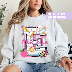 Personlig lärartröja, anpassat lärarnamn, tillbaka till skolan-tröja, första skoldagen, lärarteam, gåva för lärarutmärkelse