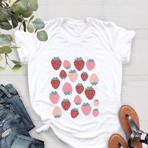 Strawberries T Shirt for an Aesthetic or Cottagecore Outfit, Strawberry Shirt, Perfect for Gardeners or Plant Lovers, Strawberry Woman Shirt