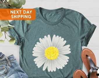 Daisy Women's Shirt, Wildflower Shirt,Spring Shirt,  Birth Month Flower,  Summer Shirt,  Daisy Flower Tee,  Daisy T-shirt,  Mothers Day Gift