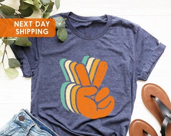 Peace Sign T-shirt, Retro Peace T-Shirt, Peace Hand Sign Apparel, Inspirational Tee, Peace Shirt, Peace Symbol Shirt, Kindness Outfit