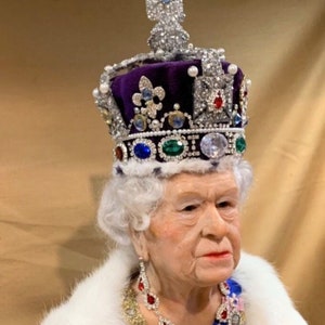 Queen Elizabeth HRH Handmade model Rare Figurine Art
