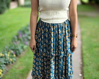 Falda larga de rayón con estampado floral bohemio para mujer, falda larga con vuelo escalonado, falda ligera de verano hecha a mano, falda con estampado étnico y cintura elástica.
