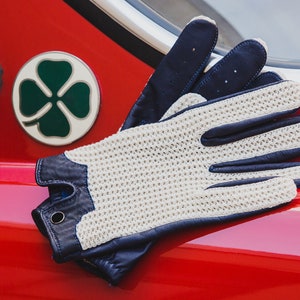 Car driving sale gloves online india