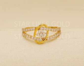 Tilted Oval Zircon 18k Gold Ring, Indian Jewelry, Size 7.5