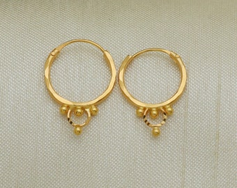 20 karat 20k gold bali hoop earrings
