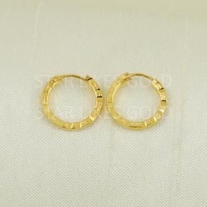 18k karat 18k gold bali Small hoop earrings