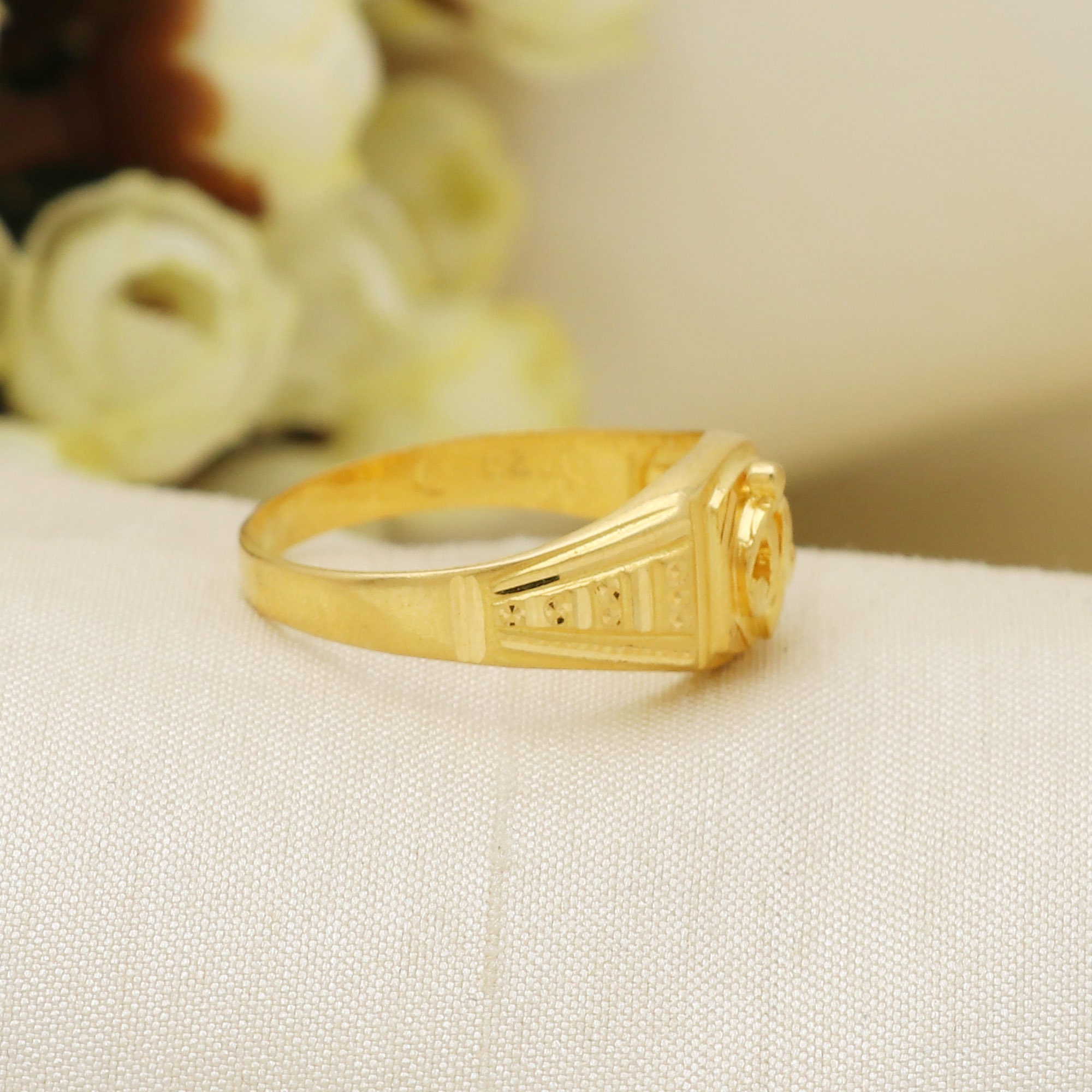 Solid Gold God Anubis and Horus Ring – atelierdivin