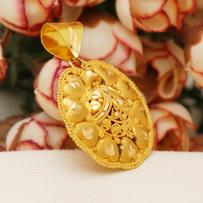 22k Gold Pendant Jewelry, Asian Gold Pendant, 22kt Gold Locket Pendant