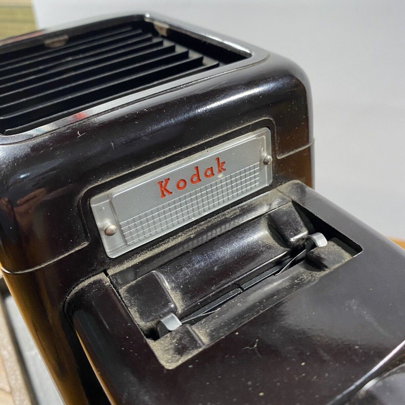 Vintage 50s Eastman Kodak Kodaslide HIGHLUX III Projector 35mm Film
