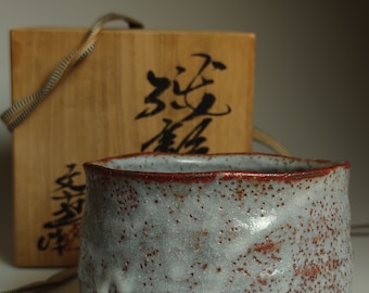 Vintage japanese Matcha Tea bowl Nezumi Shino  Chawan.