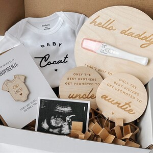 Pregnancy Announcement Box For Husband Baby Announcement Baby Reveal to Grandparents Hello Daddy Pregnancy Announcement Photo Prop Baby Box