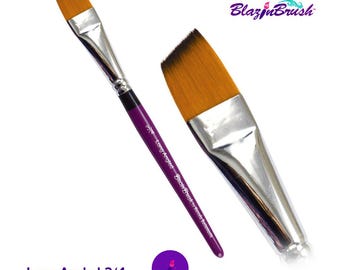 Blazin Face Painting Brush by Marcela Bustamante | 3/4 Inch Long Angle