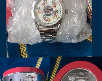 Orologio speciale in latta di Topolino Disney Land Tokyo Giappone