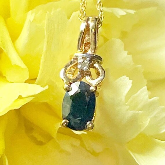 Vintage blue and yellow Gem