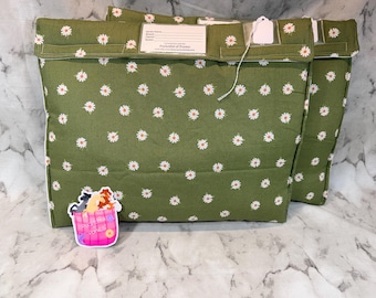 Model Horse Pockets, daisy Print, Padded Show Pouches, Traditional 1:9 Scale