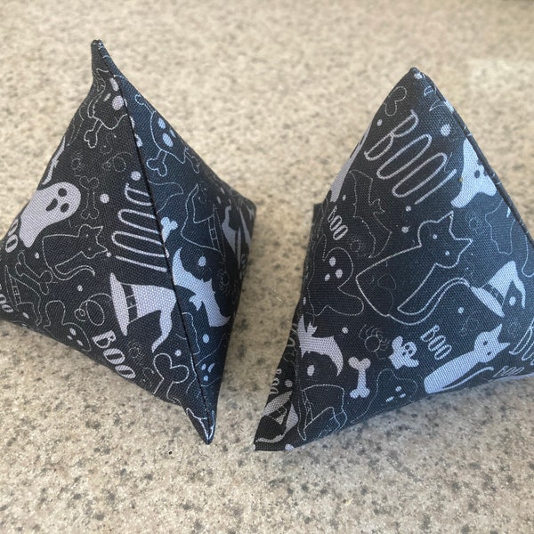 Pair of small, pyramid-shaped catnip toys in black and white Halloween print, organic catnip, fabric toys for cats and kittens