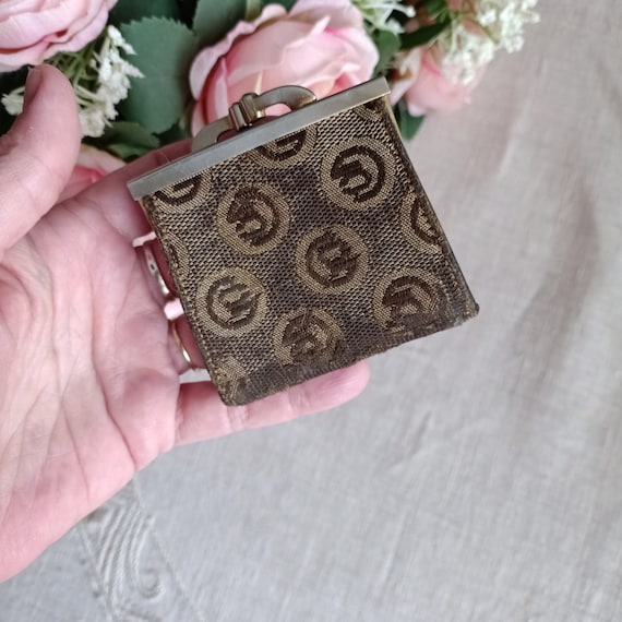Tiny Textile Kiss Lock Wallet. Small Vintage Wallet Tiny 