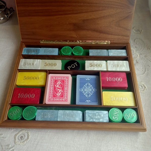 1960's Italian ebony poker set by Dal Negro. Dal Negro poker dice chip game set. Retro poker player gift. Vintage board game