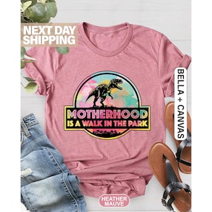 Camiseta &quot;Maternidade é um passeio no parque&quot;, Camiseta &quot;Vida de mãe&quot;, Camiseta &quot;Mãe&quot;, Presente para mãe, Camiseta &quot;Mãe dinossauro&quot;, Camiseta &quot;Festa dinossauro&quot;, Camiseta &quot;Mãe&quot;