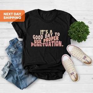 Satzzeichen Shirt, Groovy Grammatik Shirt, Englisch Lehrer Shirt, Grammatik Lehrer T-Shirt, Geschenk für Englischlehrer, Lehrer Wertschätzung, Weihnachtsgeschenk