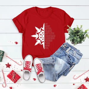 Freude fröhlich fröhlich glauben Weihnachten Segen Freunde Frieden Schnee Noel Shirt , Weihnachtsshirt, Weihnachten Winter Shirt, Schneeflocke Shirt