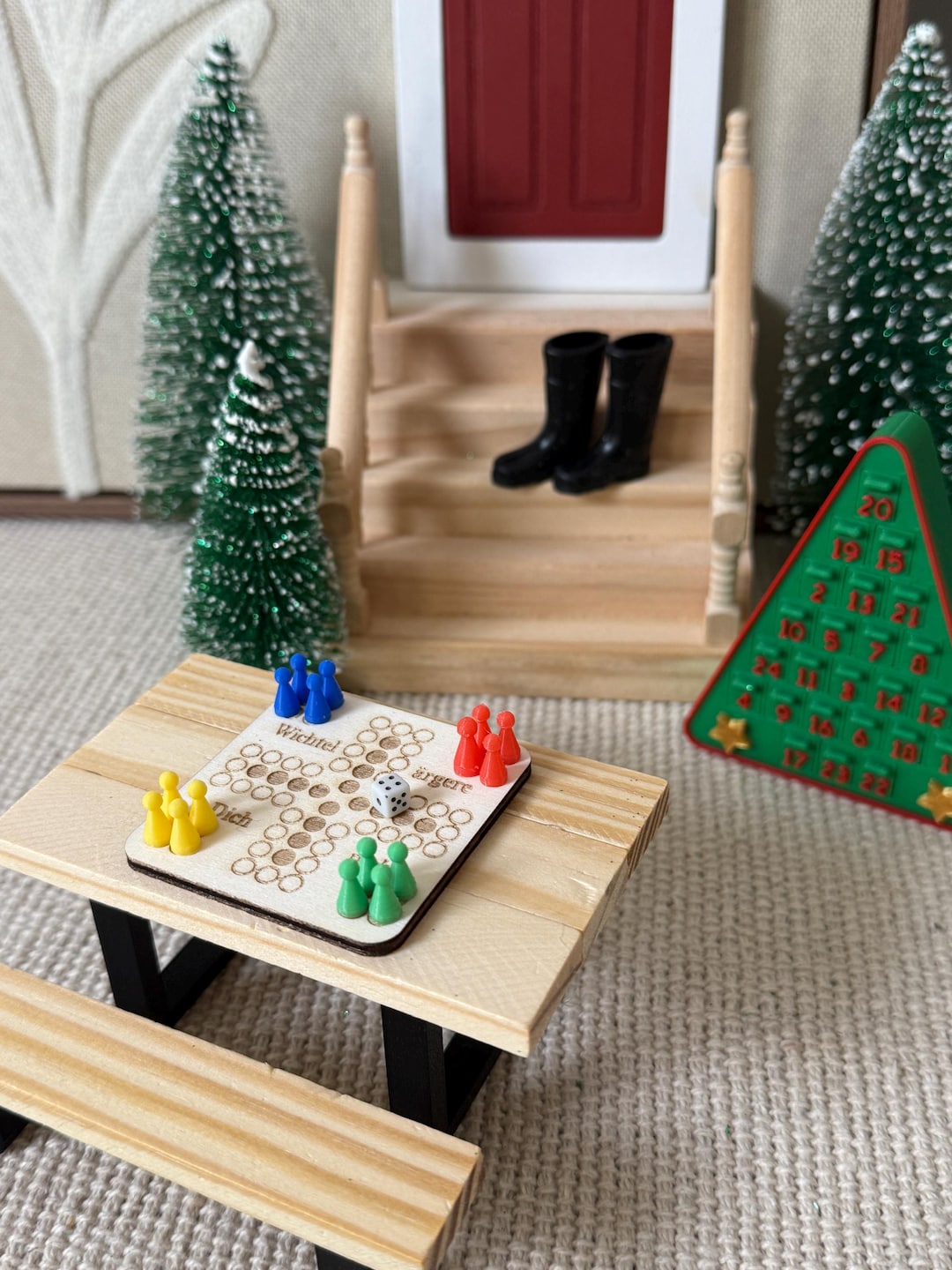 wichtel-spiel-wichtel-rgere-dich-nicht-mini-brettspiel-aus-holz