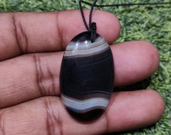 Beautiful Banded Agate Macrame Pendant, Unique Dendrite Agate Gemstone Pendant, Christmas Gift, Healing Balancing Crystal Necklace Jewelry