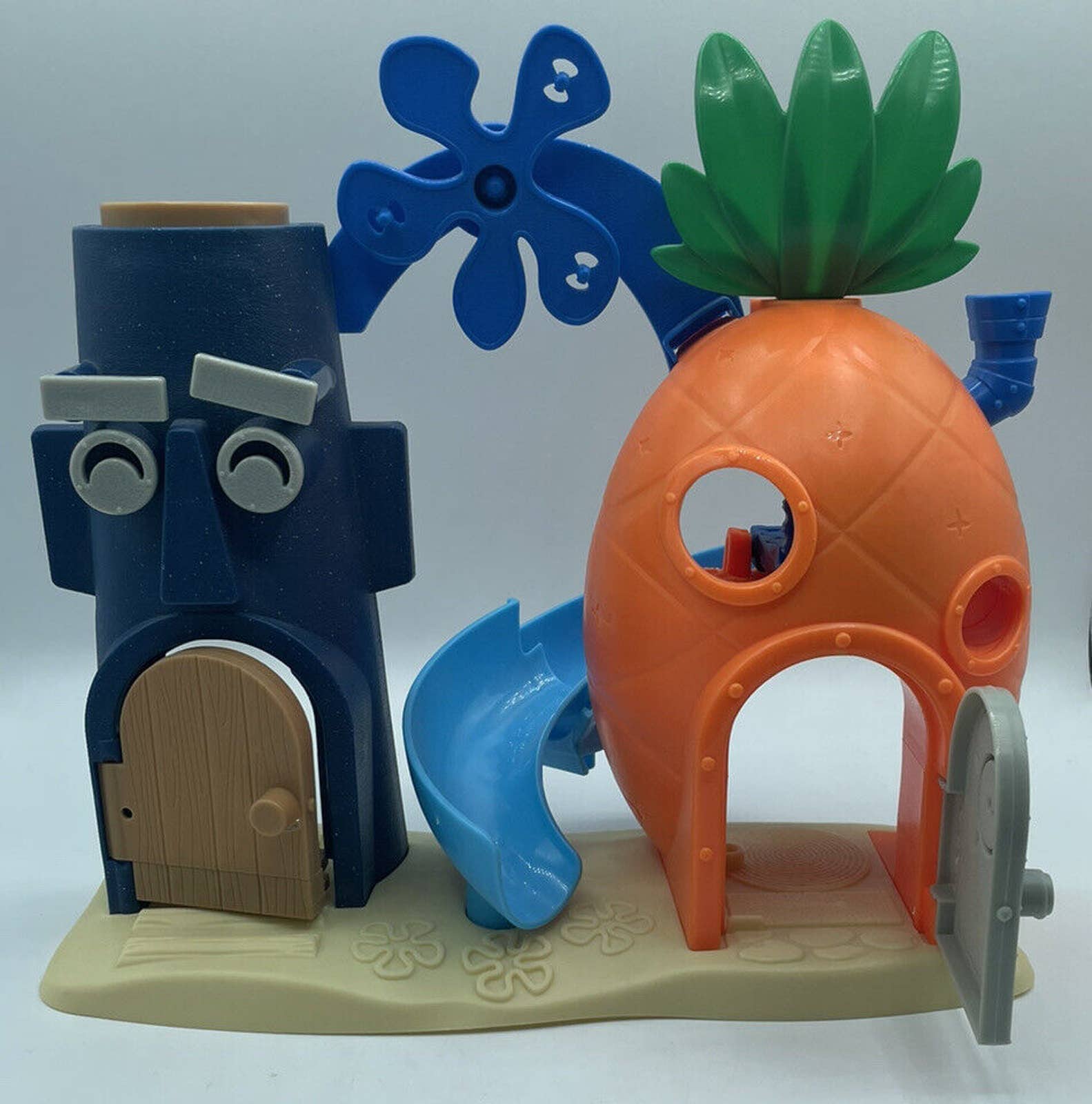 Bikini bottom playset cheap