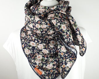 Muslin scarf for women in trendy floral rose pattern dark blue, selectable size, neck scarf, 100% cotton, cozy and decorative!