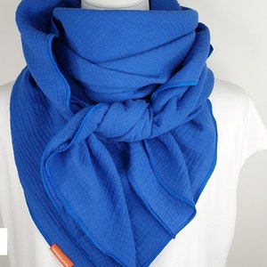 Scarf blue