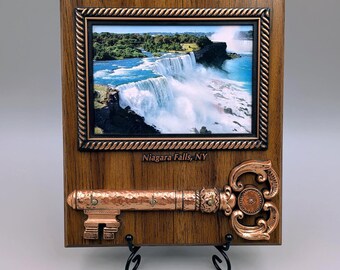 Vintage Niagara Falls, NY Souvenir Wall Key Rack Plaque