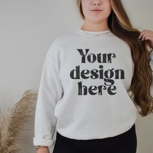 Gildan 18000 Mock Up, White Gildan 18000 Mockups, Sweatshirt Mock Up, Model Mockup, Mockups Sweatshirts, White Crewneck Sweatshirt Mockup